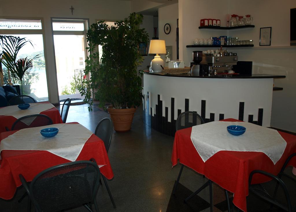 Hotel La Conchiglia La Maddalena  Extérieur photo