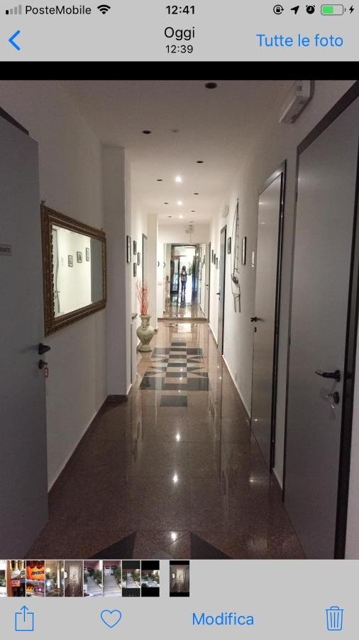 Hotel La Conchiglia La Maddalena  Extérieur photo